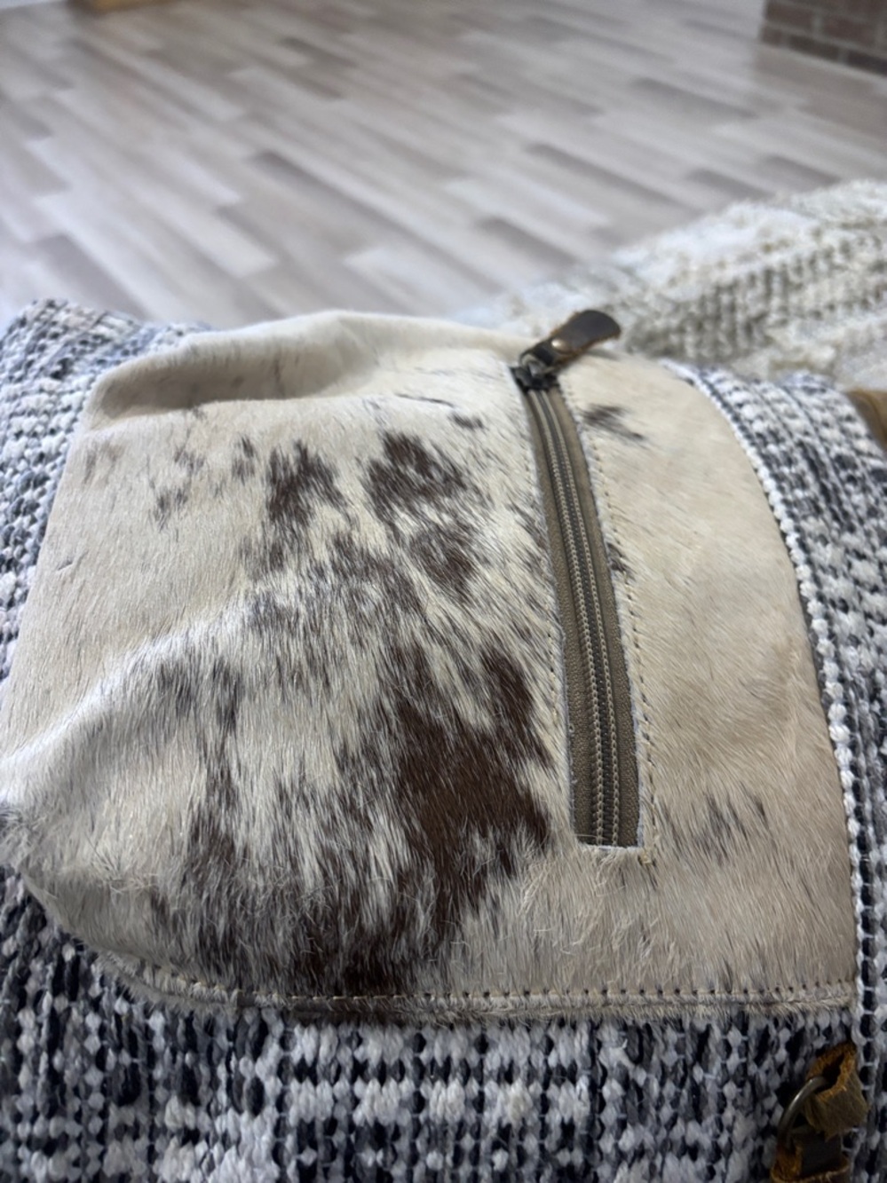 Myra Bag Woven Pattern Crossbody Bag with Cowhide Front Pocket - Picture 7 of 16